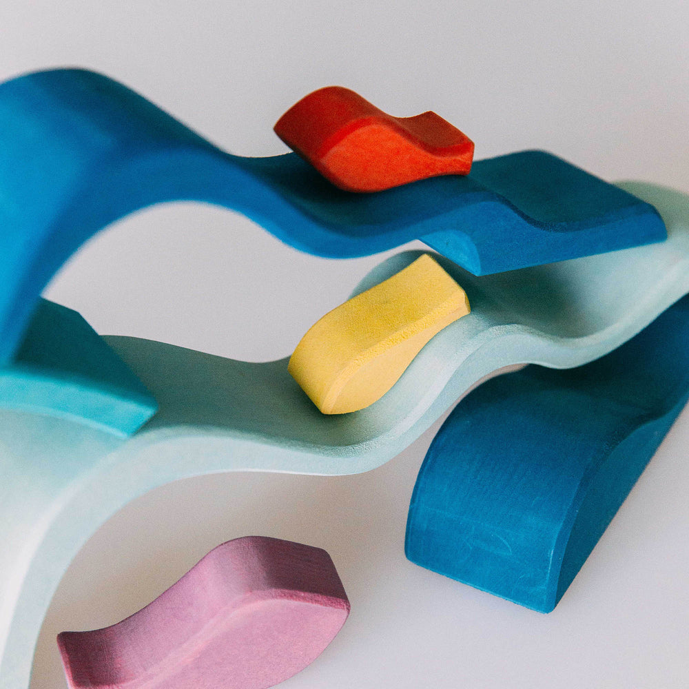 A set of blocks featured in sea and fishes