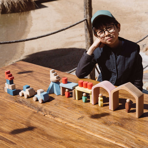 The Trailer Travel Set